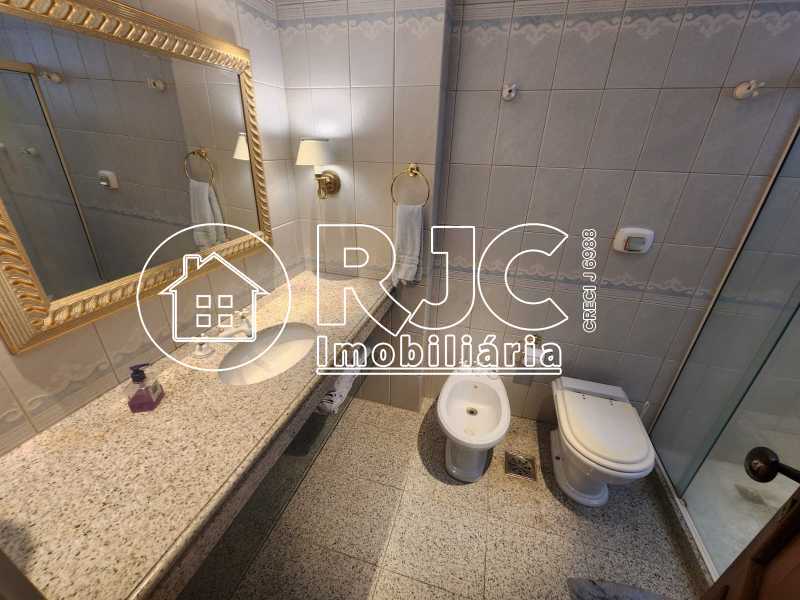 Conheça 22 do imóvel - Cobertura à venda Rua Guapeni, Tijuca, Rio de Janeiro - R$ 1.400.000 - TICO40027 - 17 22 - 17