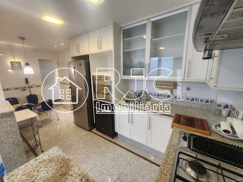 Conheça 28 do imóvel - Cobertura à venda Rua Guapeni, Tijuca, Rio de Janeiro - R$ 1.400.000 - TICO40027 - 21 28 - 21