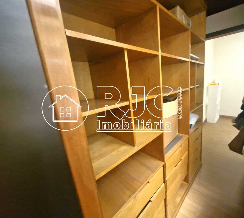 Conheça 22 do imóvel - Casa de Vila à venda Rua Lúcio de Mendonça, Tijuca, Rio de Janeiro - R$ 1.200.000 - MBCV40130 - 21 22 - 21
