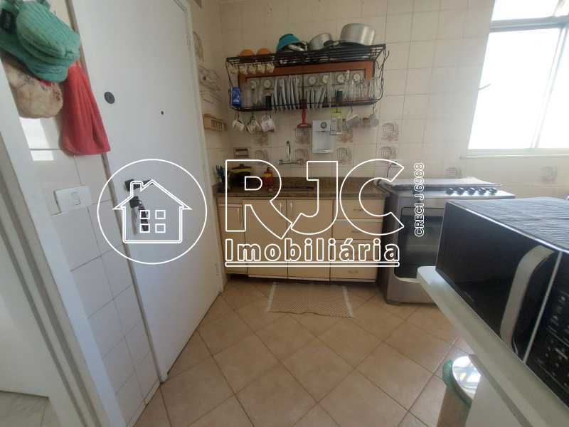 Conheça 20260801_130549 do imóvel - Apartamento à venda Rua Maxwell, Tijuca, Rio de Janeiro - R$ 420.000 - MBAP29090 - 21 20260801_130549 - 21