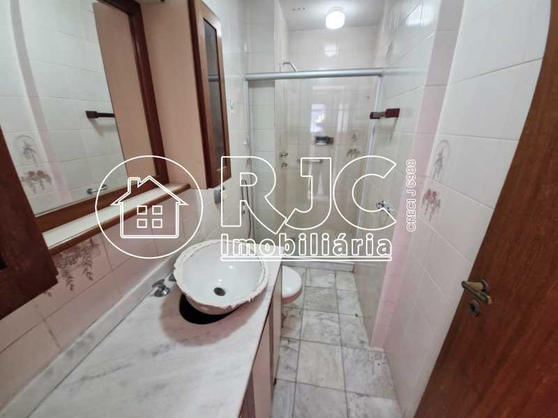 Conheça 10 do imóvel - Cobertura à venda Rua Soares da Costa, Tijuca, Rio de Janeiro - R$ 995.000 - MBCO40280 - 10 10 - 10