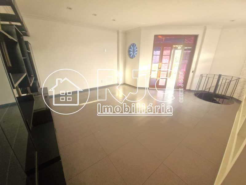 Conheça 18 do imóvel - Cobertura à venda Rua Soares da Costa, Tijuca, Rio de Janeiro - R$ 995.000 - MBCO40280 - 18 18 - 18