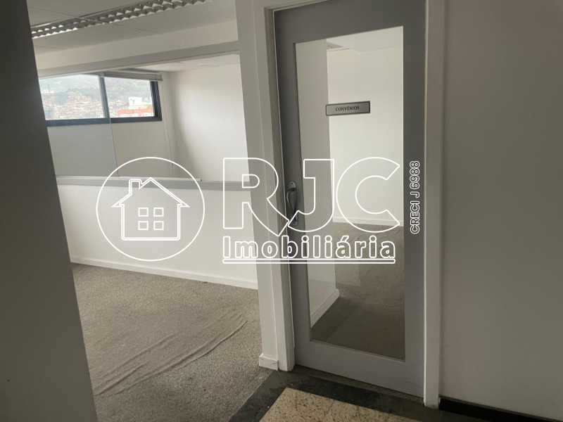 Conheça WhatsApp Image 2026-08-12 at 1 do imóvel - Sala Comercial 255m² à venda Rua Haddock Lobo, Tijuca, Rio de Janeiro - R$ 990.000 - MBSL00462 - 19 WhatsApp Image 2026-08-12 at 1 - 19