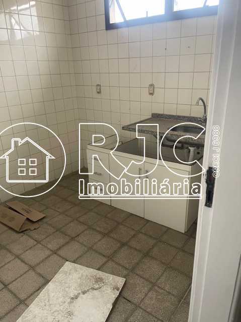 Conheça WhatsApp Image 2026-08-12 at 1 do imóvel - Sala Comercial 255m² à venda Rua Haddock Lobo, Tijuca, Rio de Janeiro - R$ 990.000 - MBSL00462 - 22 WhatsApp Image 2026-08-12 at 1 - 22