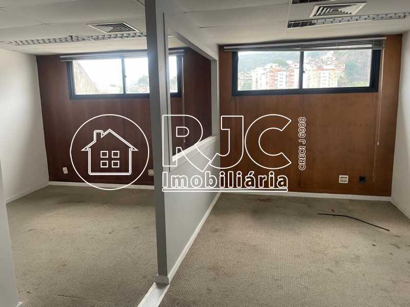 Conheça WhatsApp Image 2026-08-12 at 1 do imóvel - Sala Comercial 255m² à venda Rua Haddock Lobo, Tijuca, Rio de Janeiro - R$ 990.000 - MBSL00462 - 26 WhatsApp Image 2026-08-12 at 1 - 26