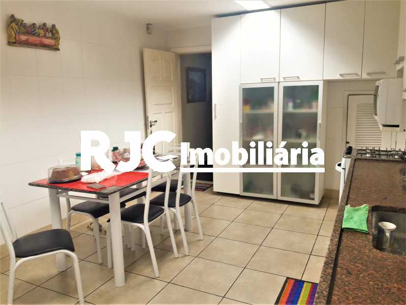 Conheça FOTO 17 do imóvel - Casa 3 quartos à venda Tijuca, Rio de Janeiro - R$ 1.100.000 - MBCA30151 - 17 FOTO 17 - 17