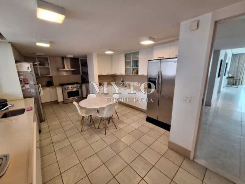 Conheça COZINHA do imóvel - Cobertura à venda Avenida Atlântica, Copacabana, Rio de Janeiro - R$ 19.000.000 - COCO40079 - 28 COZINHA - 28